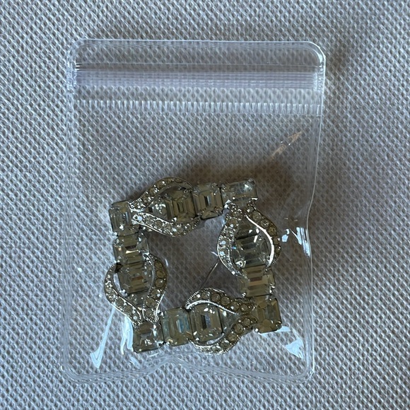 Vintage Bright Crystal Stone Brooch - Pin - Picture 4 of 7